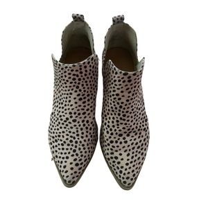 Women’s Universal Thread animal print ankle high booties
